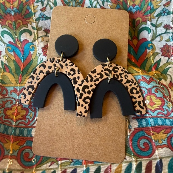 Leopard Print Rainbow Arch Statement Earrings Polymer Clay Boho Style - Picture 1 of 4